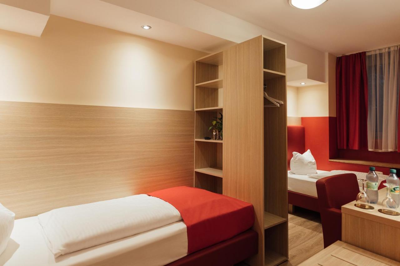 Hotel Hamburger Perle Экстерьер фото
